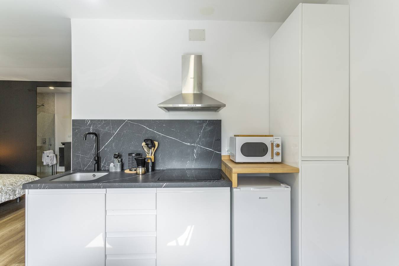 Apartment 5 6